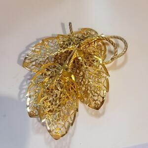 Vintage Gold Tone Judy Lee Filigree Leaf Brooch